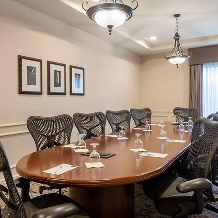 Hilton Garden Inn Cleveland/Твінсбург Екстер'єр фото