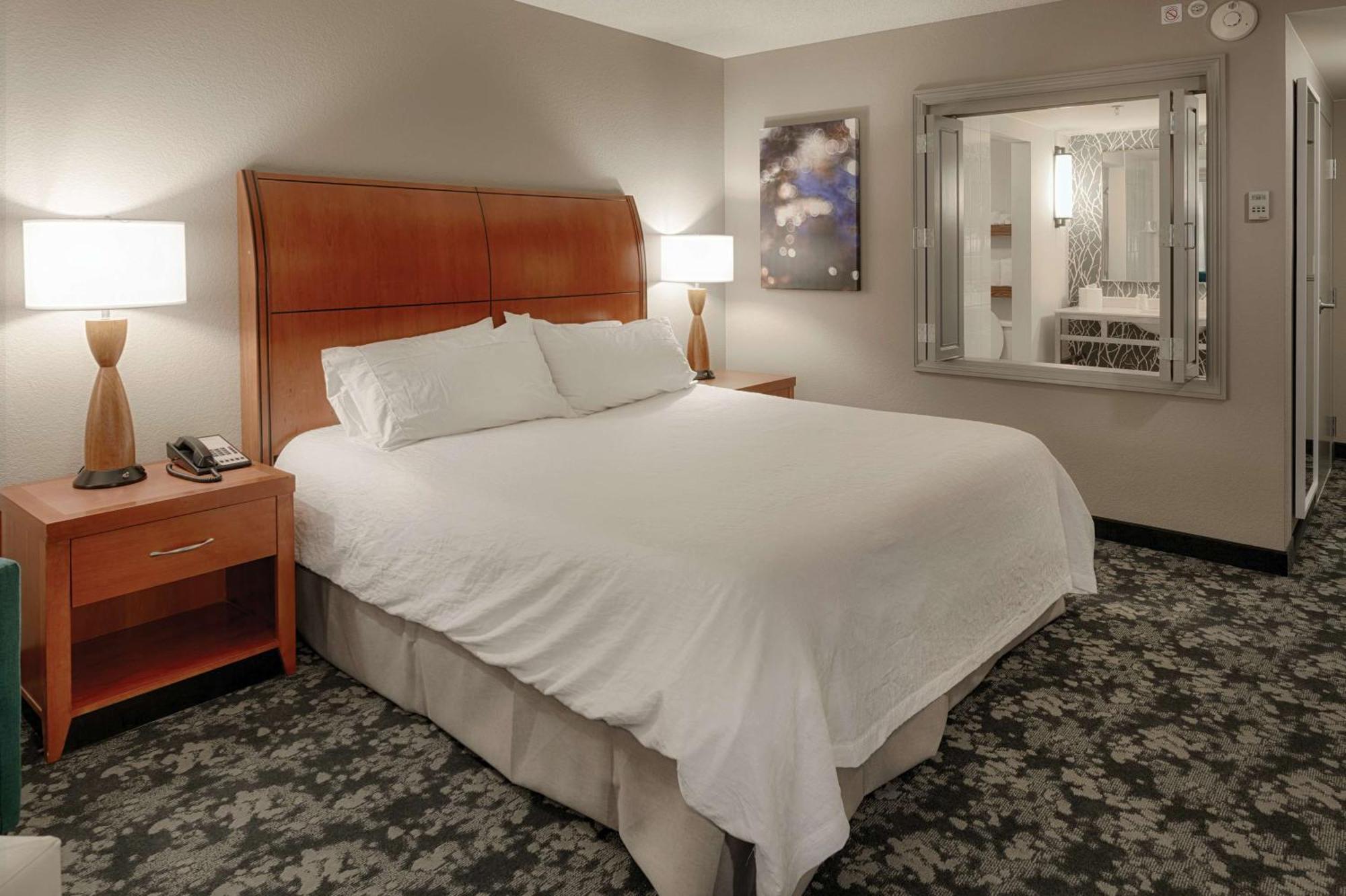 Hilton Garden Inn Cleveland/Твінсбург Екстер'єр фото