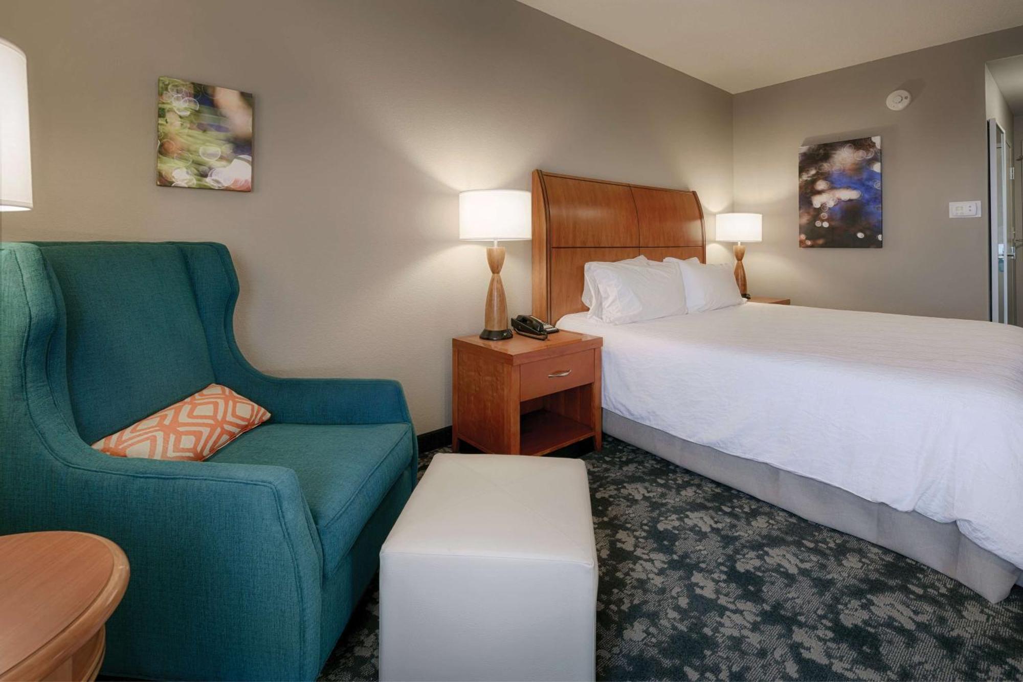 Hilton Garden Inn Cleveland/Твінсбург Екстер'єр фото