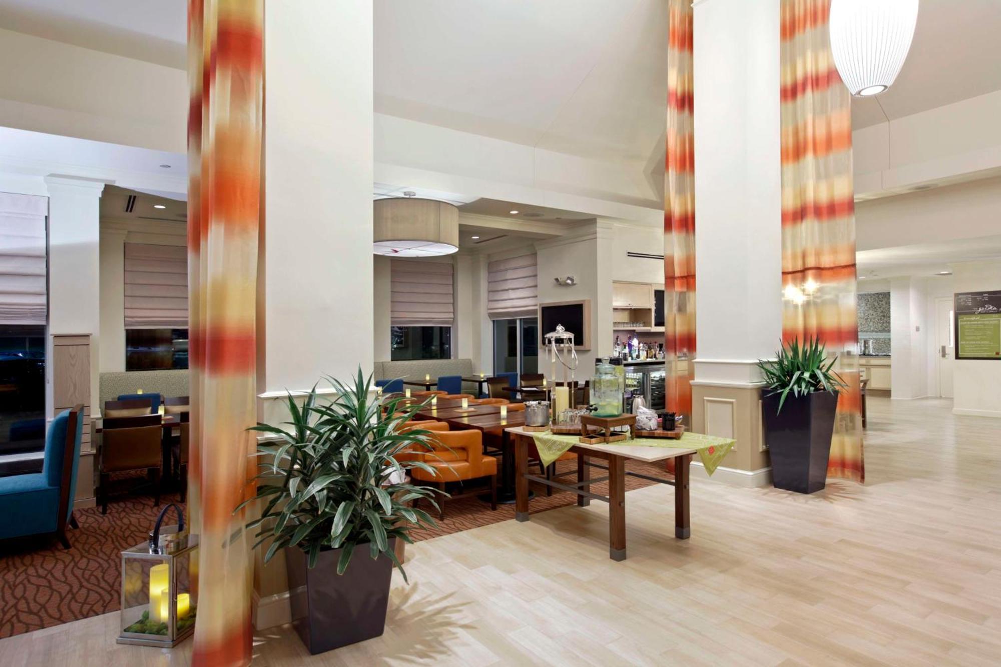 Hilton Garden Inn Cleveland/Твінсбург Екстер'єр фото